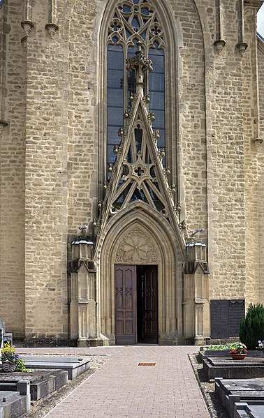 File:Kirche Fischbach 02.jpg