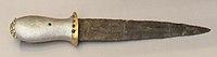 Knife from tomb PG 789