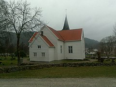 Lindesnes Valle krk Vigeland 080420091379.jpg