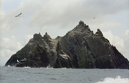 English: The Little Skellig Polski: Widok na wyspę Little Skellig