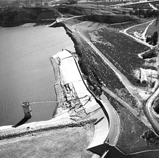 <span class="mw-page-title-main">Van Norman Dams</span> Former dam in Los Angeles County, California, US