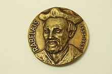 Médaille commémorative à l'effigie de Rabelais.JPG