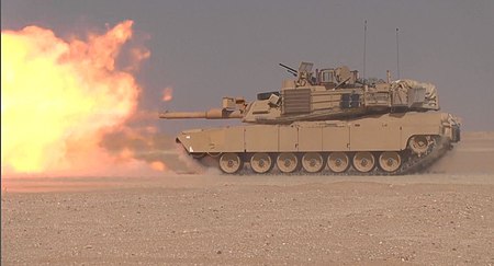 Tập_tin:M1A2_Abrams_crews_train_on_the_move_in_Kuwait_DVIDS661052.jpg