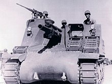 M4selfpropelled105mmartilleryCampLaguna1943.jpg