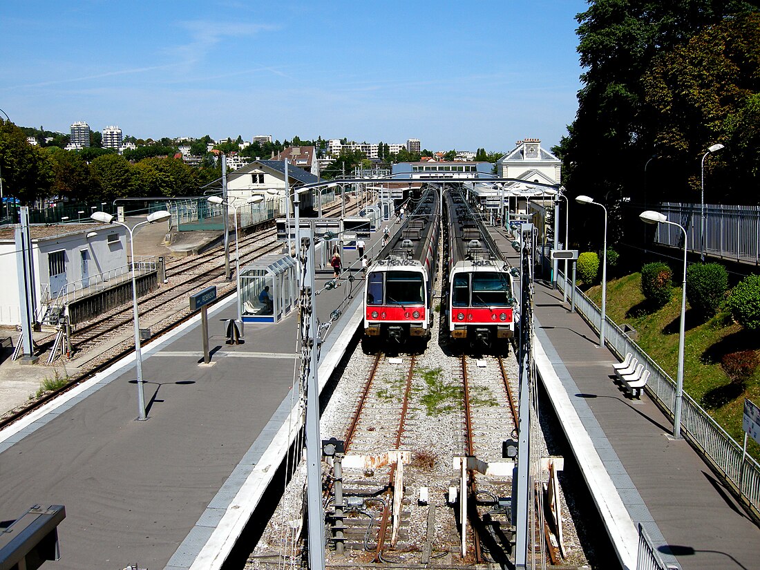 Robinson station