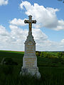 Čeština: Křížek mezi vesmi Macourov a Žižkovo Pole, okres Havlíčkův Brod, kraj Vysočina. English: Wayside cross near the villages of Macourov and Žižkovo Pole, Havlíčkův Brod District, Vysočina Region, Czech Republic.