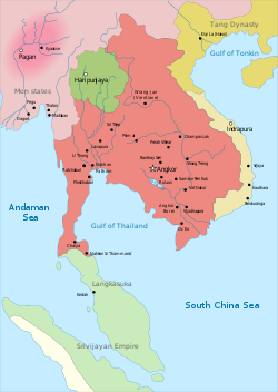 Mapa ng Timog-silangang Asya noong 900; nakapula ang Imperyong Khmer