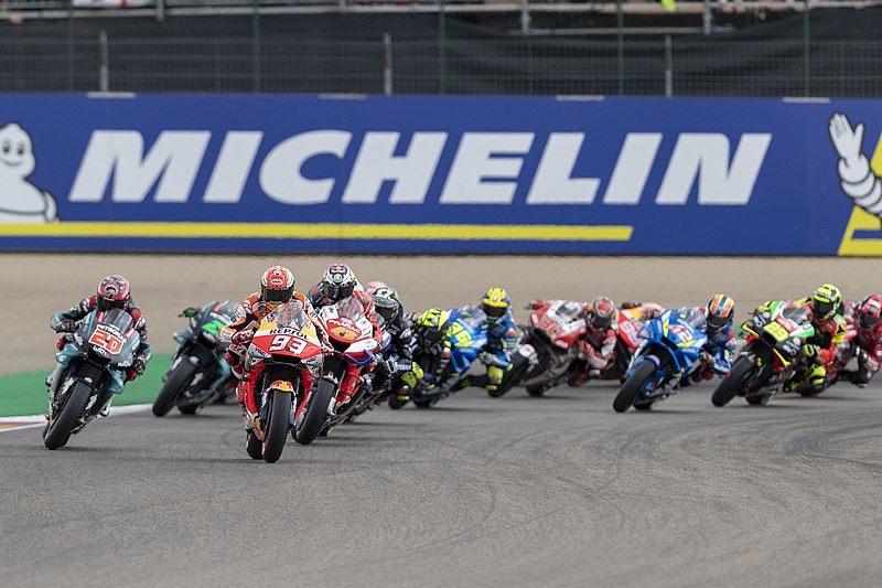 File:Marc Márquez leads the pack 2019 Aragón.jpeg