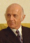 William McMahon, Prime Minister 1971-72 McMahon 1971 (cropped).jpg