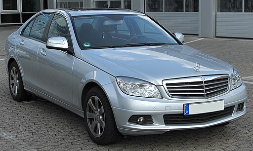 Mercedes C 180 Kompressor Classic (W204) front 20100405