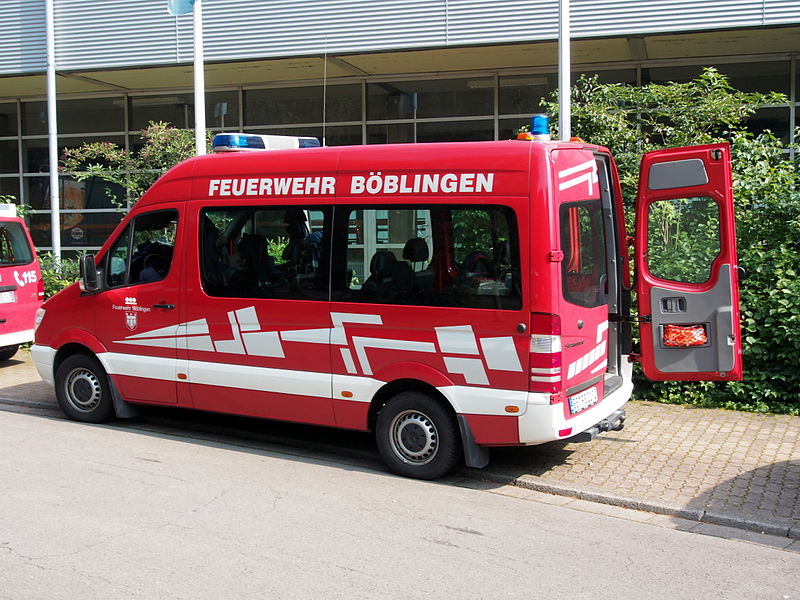 File:Mercedes Feuerwehr Böblingen, Grenzlandmeisterschaften 2014, bild 1.JPG