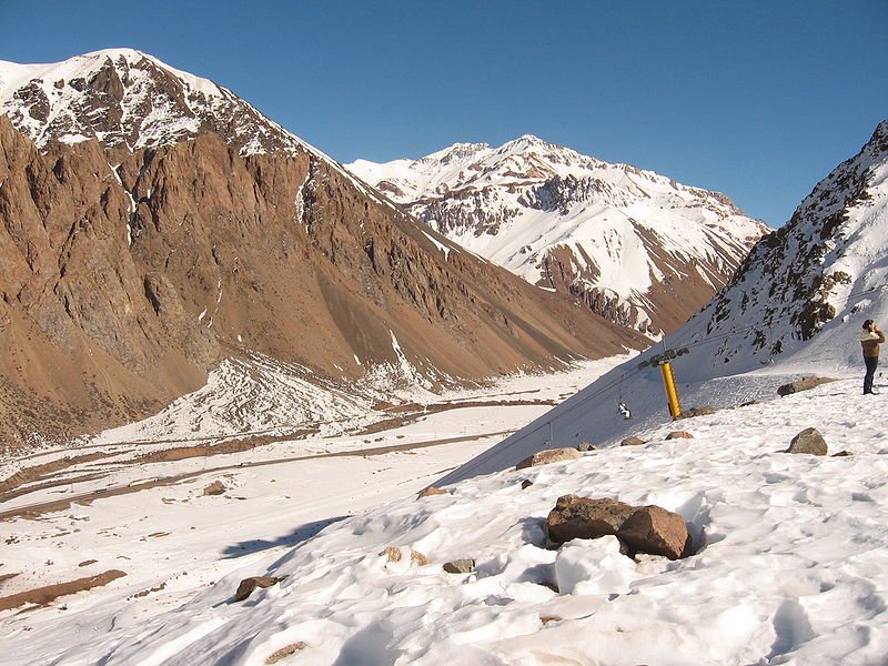 File:Montañas de los Andes nevadas 2.JPG