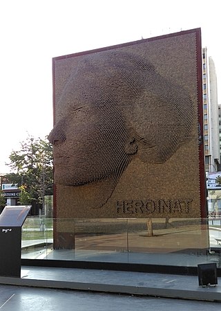 <span class="mw-page-title-main">Heroinat Memorial</span> Public monument in Pristina, Kosovo