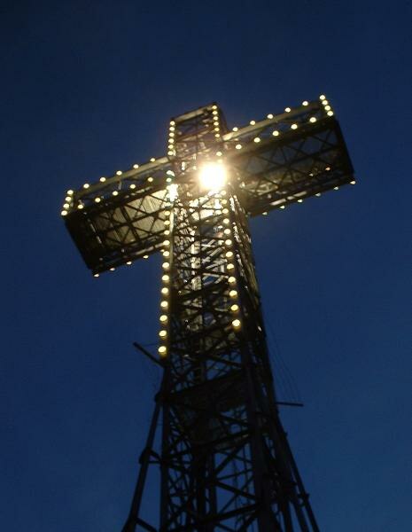 Mount Royal Cross. The first was erected by Paul de Chomdey de Maisonneuve on January 6, 1643