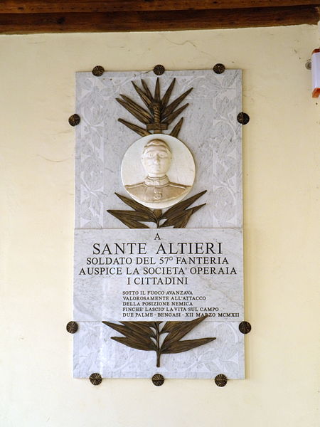 File:Municipio, Sante Altieri plaque (Arquà Polesine).jpg