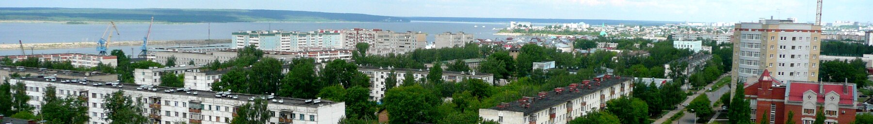 Naberezhnye Chelny banner View from Hotel Tatarstan.jpg