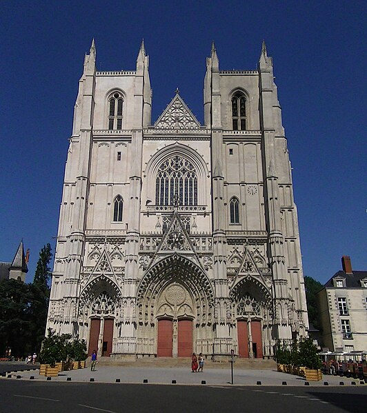 File:Nantes cathedral façade composite.jpg