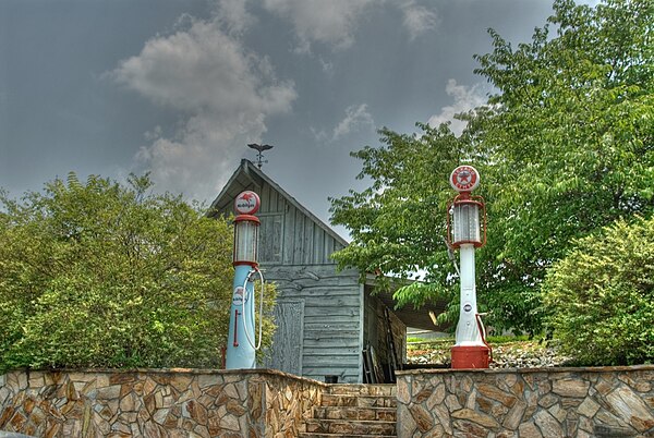 Old pumps at Stuart's Family Grill – "Dog House"