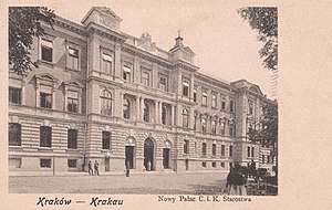 Pałac C.K. Starostwa w latach między 1900 a 1918, przed nadbudową z roku 1930