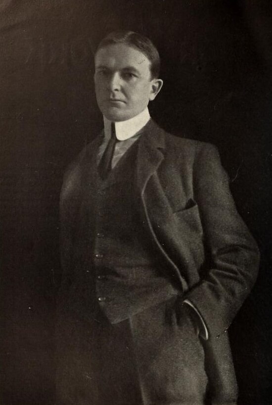 Collier in 1908