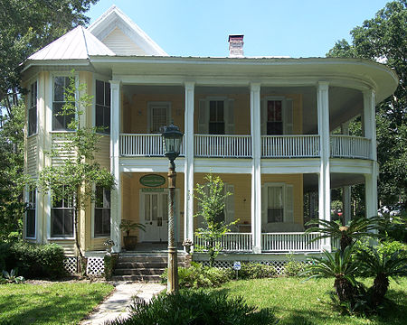 Pierce house bushnell pano01