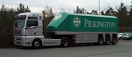 Transporting plate glass