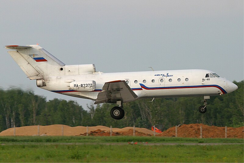 File:Polet Yakovlev Yak-40 Pichugin-2.jpg