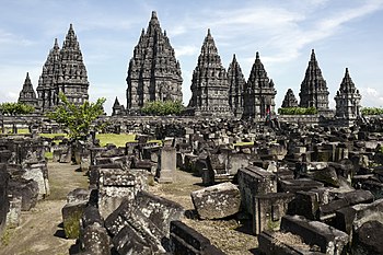 Prambanan Temple Yogyakarta Indonesia.jpg