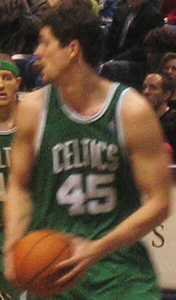 LaFrentz with the Boston Celtics in 2006