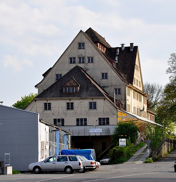 File:Ravensburg Raiffeisen-Lagerhaus.jpg