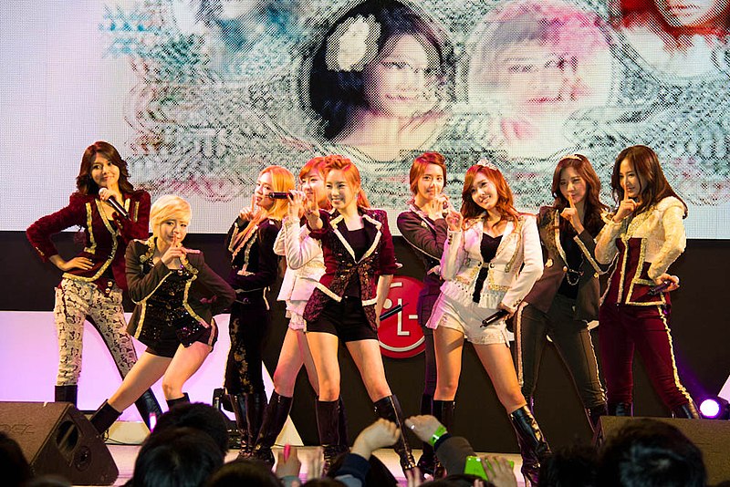 File:SNSD at LG Cinema 3D World Festival (1).jpg