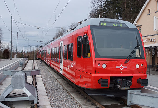 A pair of the new dual voltage units at Uetliberg