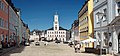 English: market place with townhall Deutsch: Marktplatz mit Rathaus