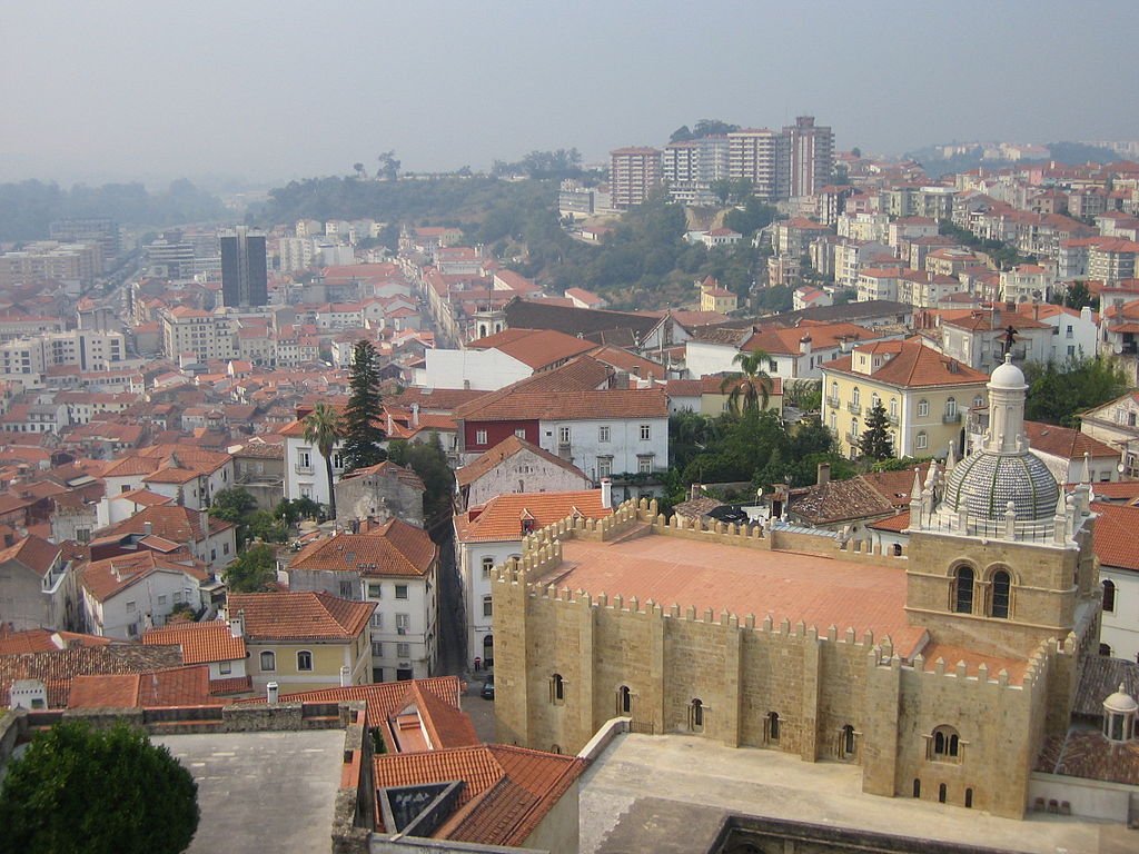 File:Coimbra-Pharmacia Nazareth-20140914.jpg - Wikimedia Commons