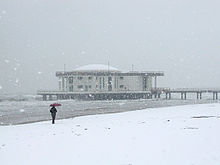 La Rotonda a Mare, ultimata nel 1933, qui fotografata nel 2005 durante una rara nevicata