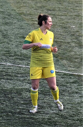 <span class="mw-page-title-main">Serenay Öziri</span> Turkish footballer