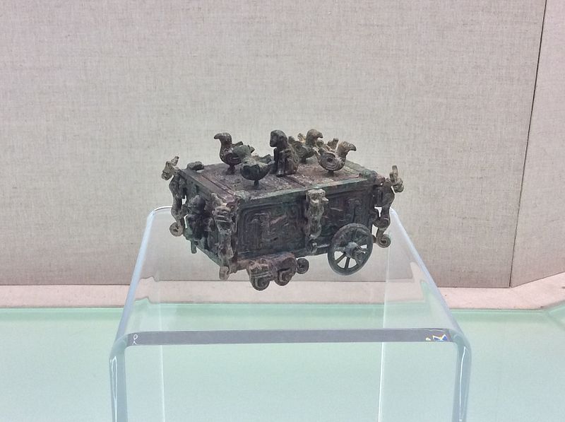 File:Shanxi Museum - chariot with "Yue Ren Shou You" design.JPG