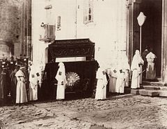 Sommer, Giorgio (1834-1914) - n° 1142 - Napoli - Processione.jpg