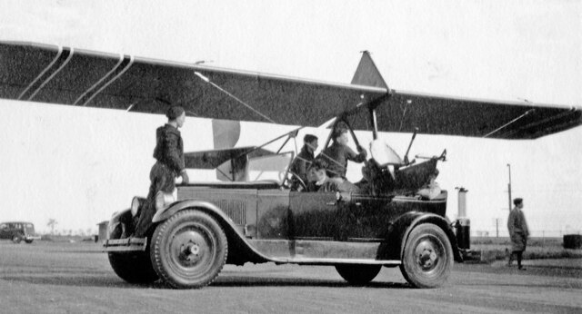 File:St. Hubert, Quebec. McGill Glider and Airplane Club.tif