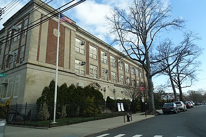 How to get to Staten Island Technical High School with public transit - About the place