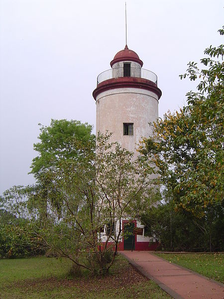 File:Tanque mirador PN Iguazu.JPG