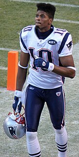 <span class="mw-page-title-main">Tiquan Underwood</span> American football player and coach (born 1987)