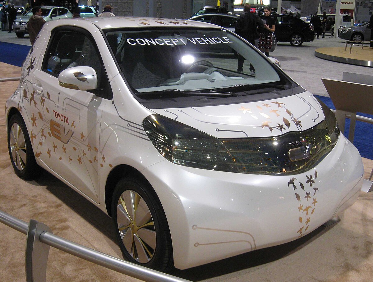 Toyota IQ ev 2013