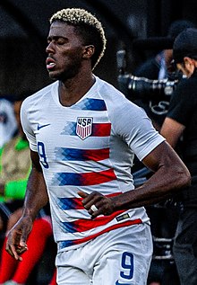 USMNT vs. Trinidad a Tobago (48124887166) (oříznuto) 3.jpg