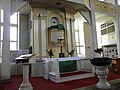 Altar, Kanzel und Taufbecken