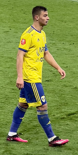 <span class="mw-page-title-main">Valentin Țicu</span> Romanian footballer (born 2000)