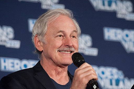 Victor Garber (38766984041 4316bc62e2 o)