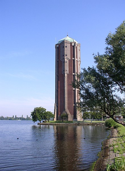 File:Water tower Aalsmeer.JPG