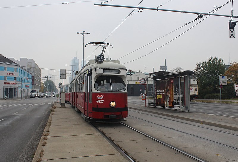 File:Wien-wiener-linien-sl-25-1052485.jpg