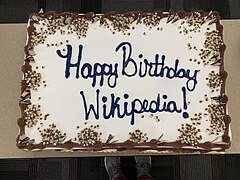 Pastel por los 18 años de Wikipedia en Chicago.